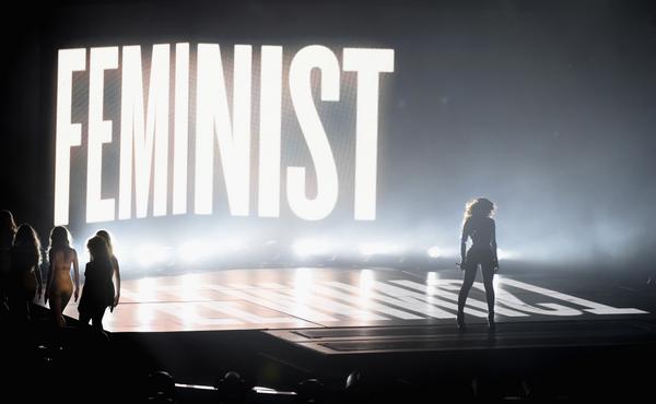 beyonce feminist vmas 2014